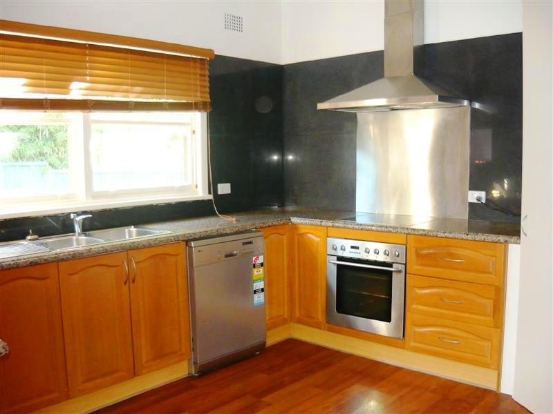 30 Caloola Road, Constitution Hill NSW 2145