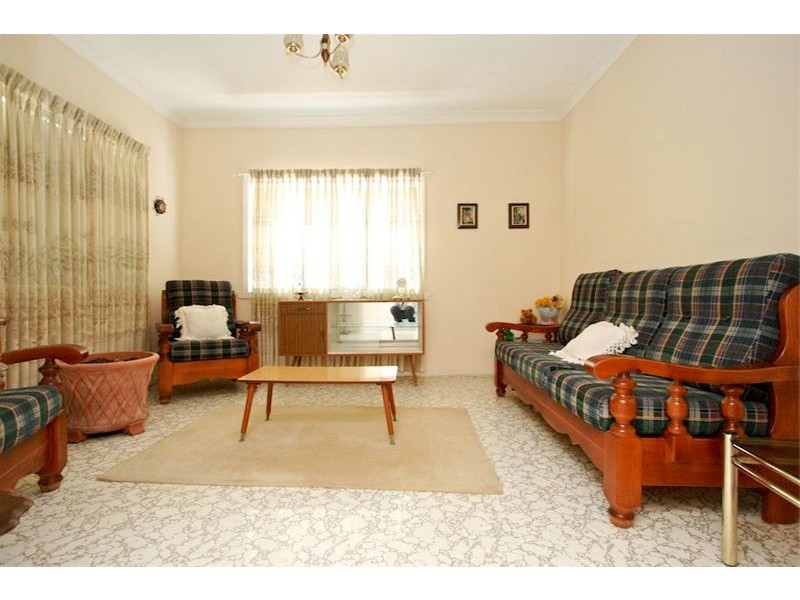 32 Darcy Road, Wentworthville NSW 2145