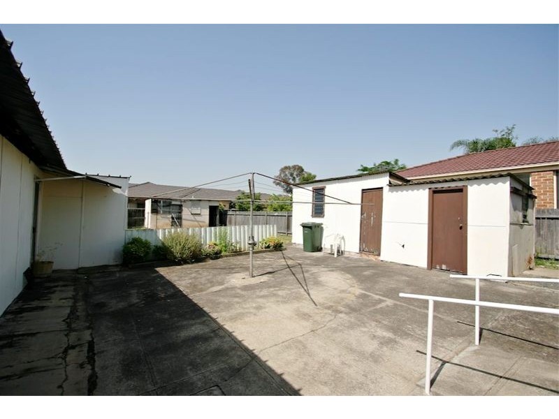 32 Darcy Road, Wentworthville NSW 2145