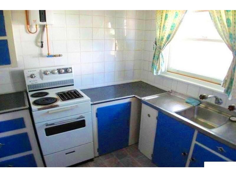 13 Burrabogee Road, Pendle Hill NSW 2145