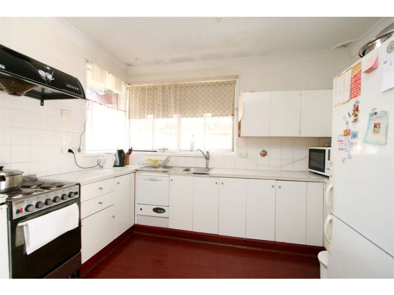 13 Peachtree Avenue, Constitution Hill NSW 2145