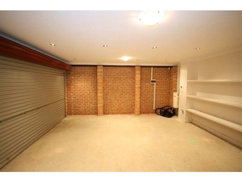 1/2  Memphis Crescent, Toongabbie NSW 2146