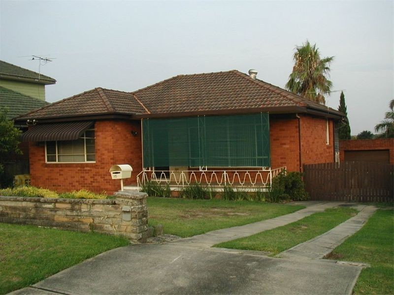 105  Adler Parade, Greystanes NSW 2145