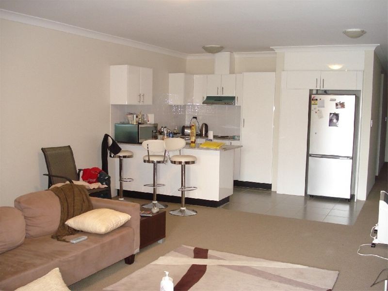 6/57-61  Penelope Lucas Lane, Rosehill NSW 2142