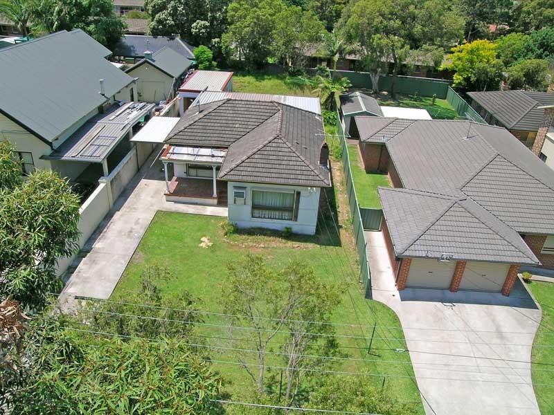 18 Carramar Crescent, Miranda NSW 2228