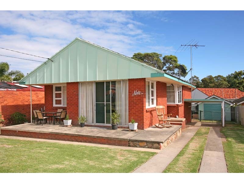 9  Windermere Avenue, Miranda NSW 2228