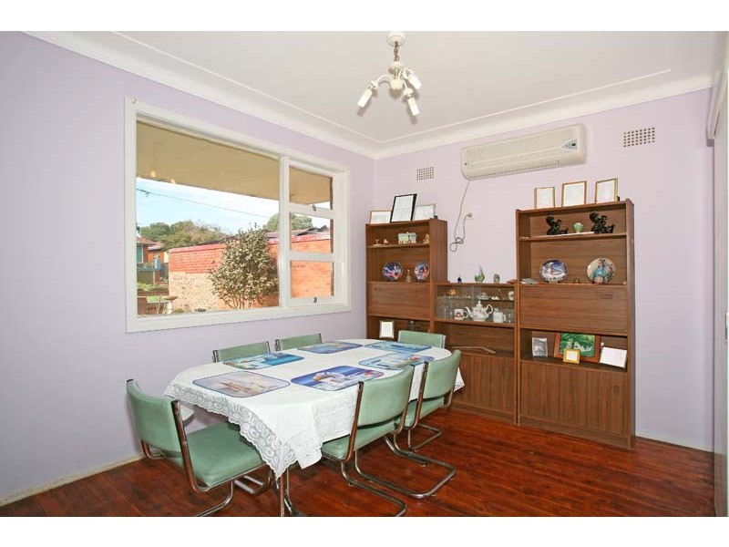 9  Windermere Avenue, Miranda NSW 2228