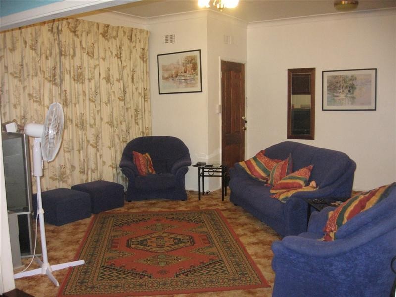 2  Bedford Place, Sylvania NSW 2224