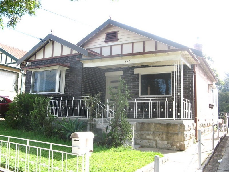 127 Dennis Street, Lakemba NSW 2195