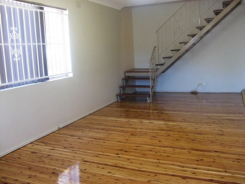 1/5 MYERS ST, Roselands NSW 2196