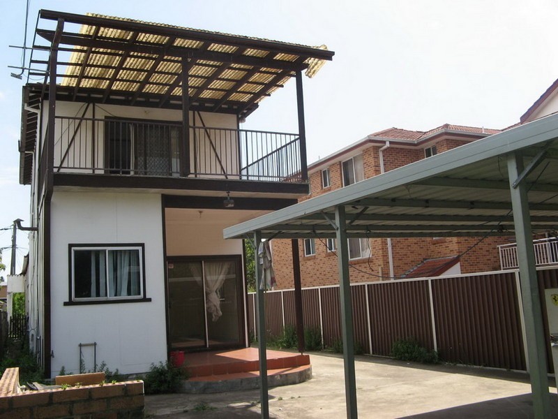 47 Second Ave, Campsie NSW 2194