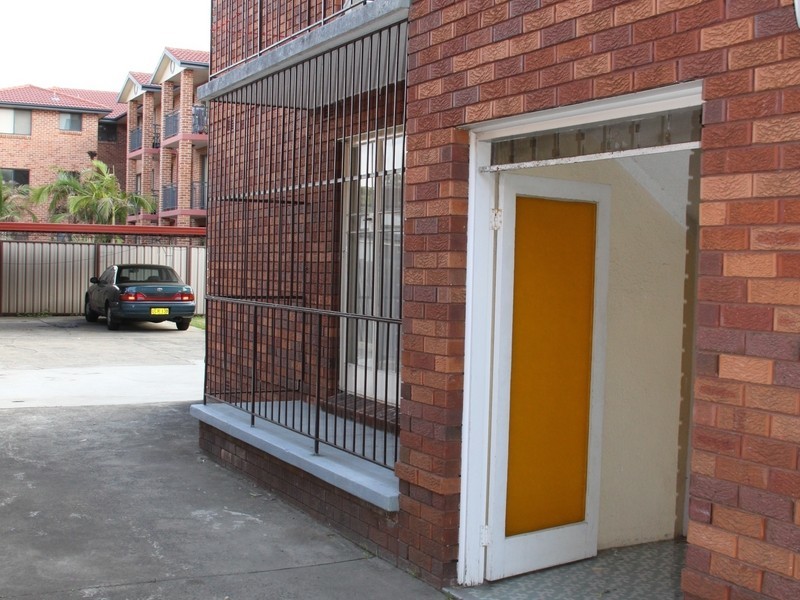 1/57 Frederick Street, Campsie NSW 2194