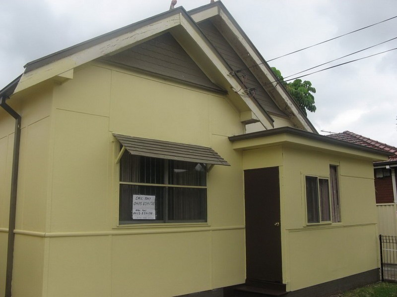 220 Brighton Ave, Campsie NSW 2194