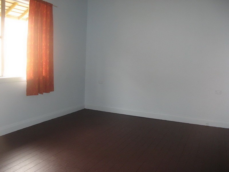 220 Brighton Ave, Campsie NSW 2194