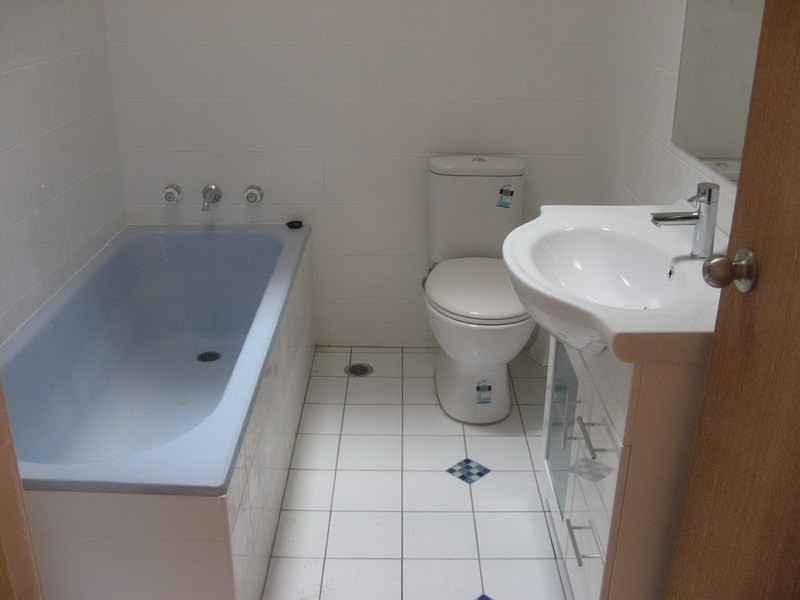 13 Lundy Street, Kingsgrove NSW 2208