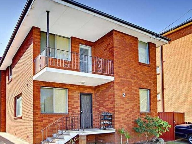 1/5 MYERS ST, Roselands NSW 2196