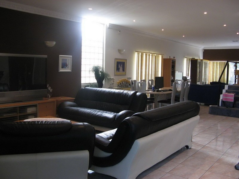 5 Hill st, Campsie NSW 2194