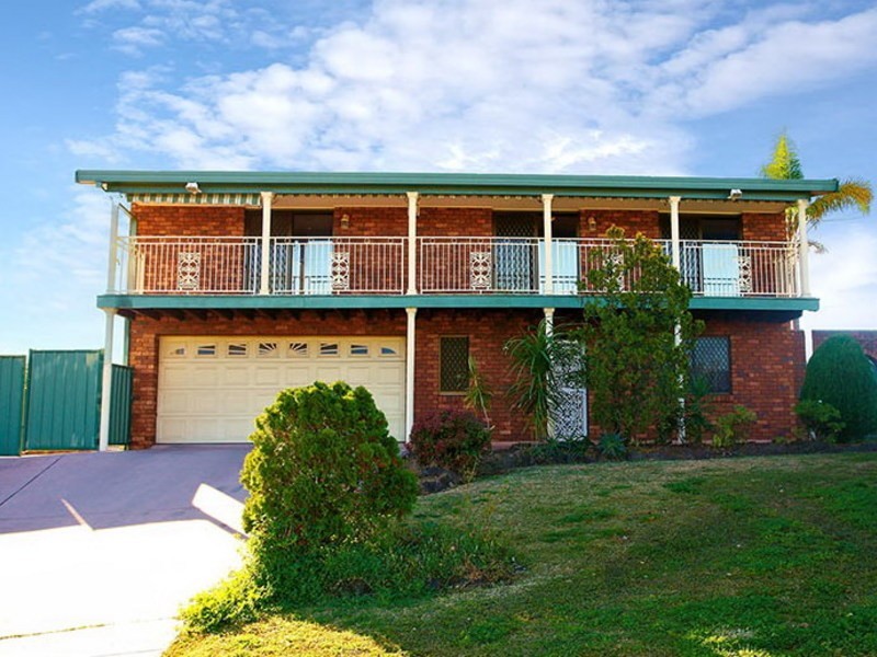 1 Jade Court, Georges Hall NSW 2198