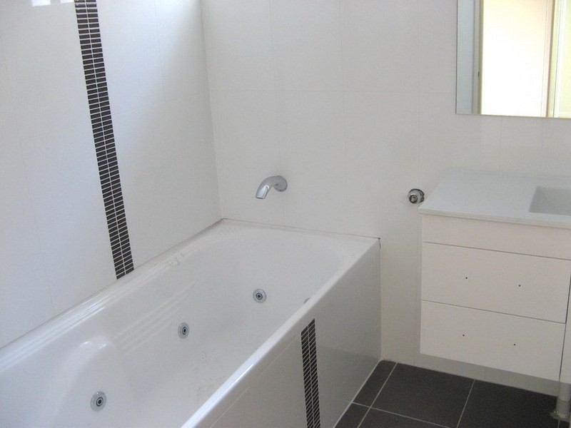 9 wade st, Campsie NSW 2194