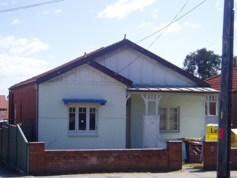 123 EVALINE ST, Campsie NSW 2194