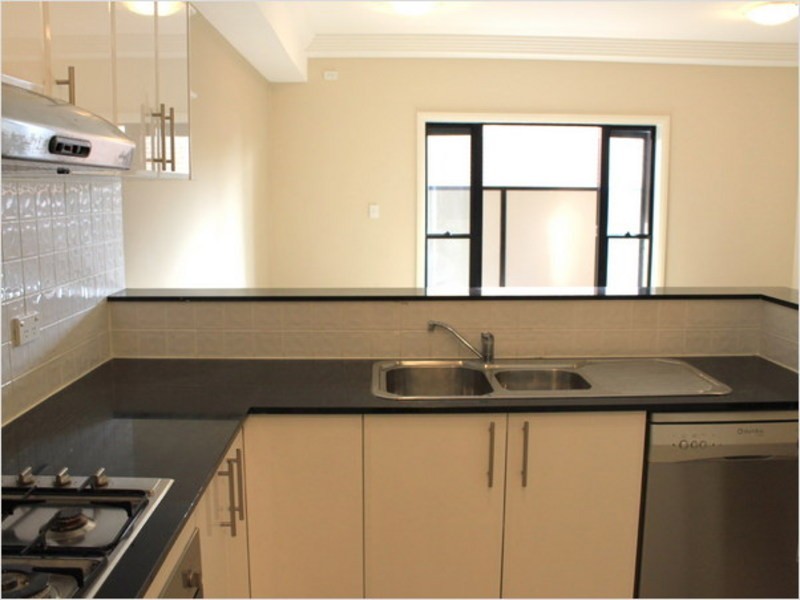 106b / 5 SIXTH AVE, Campsie NSW 2194
