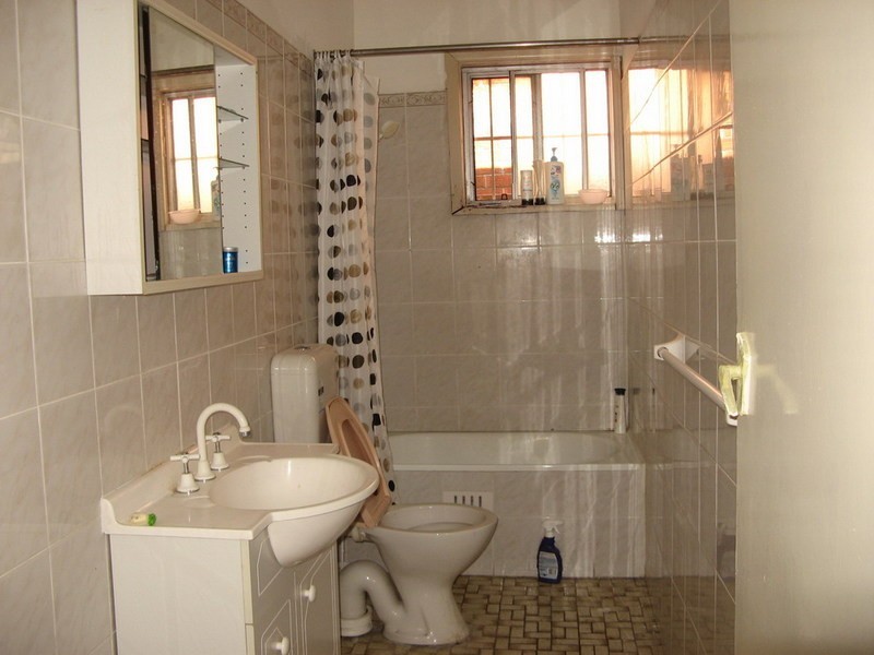 127 Ninth Ave, Campsie NSW 2194
