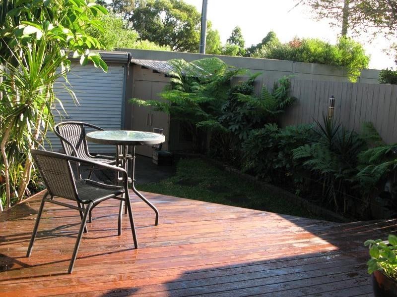 8 Park Road, Sydenham NSW 2044