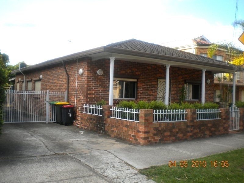5 Olive Street, Kingsgrove NSW 2208