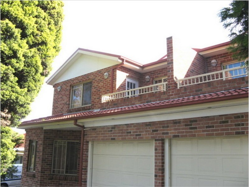 27 CHRISTIAN RD, Punchbowl NSW 2196