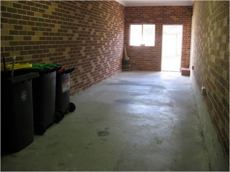 27 CHRISTIAN RD, Punchbowl NSW 2196