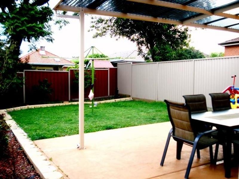 15a WADE ST, Campsie NSW 2194