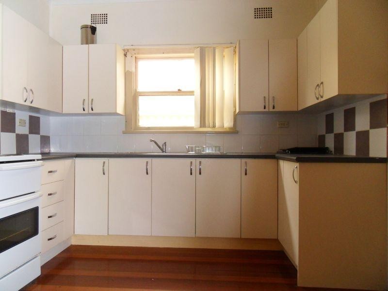 34 Wesley Street, Greenacre NSW 2190