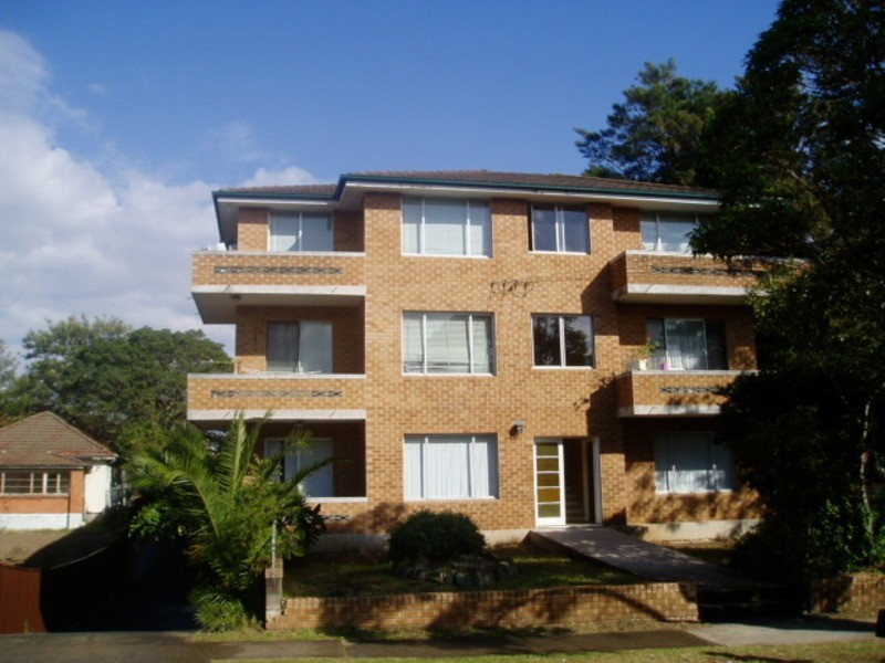 2/30  Third Ave, Campsie NSW 2194
