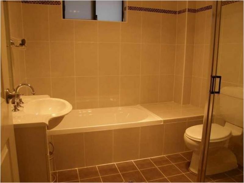 2/14 WHITE AVE, Bankstown NSW 2200