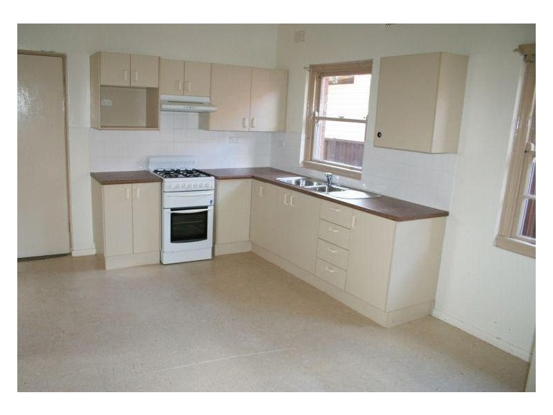 259 WILLIAM ST, Kingsgrove NSW 2208