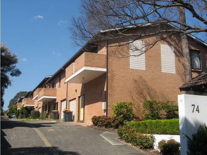 24/74 Wardell Rd, Earlwood NSW 2206