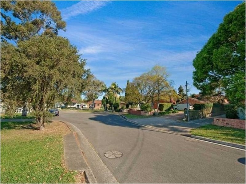 6 LINCOLN ST, Campsie NSW 2194