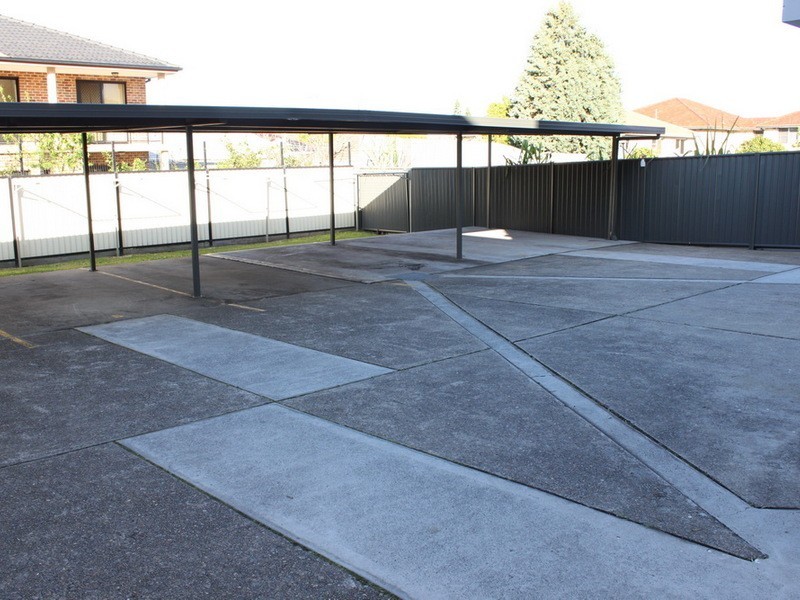 10/16  Northcote St, Canterbury NSW 2193