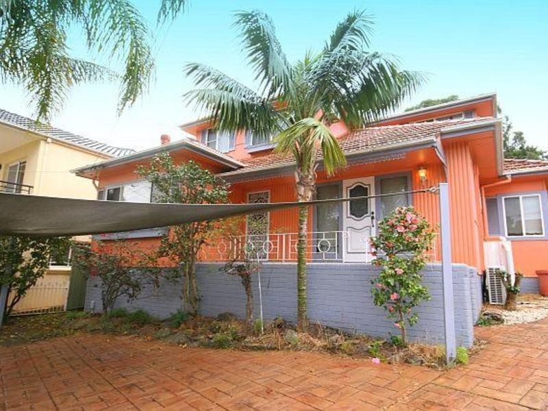 22 Arnold Ave, Yagoona NSW 2199