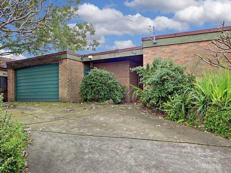 Kingsgrove NSW 2208