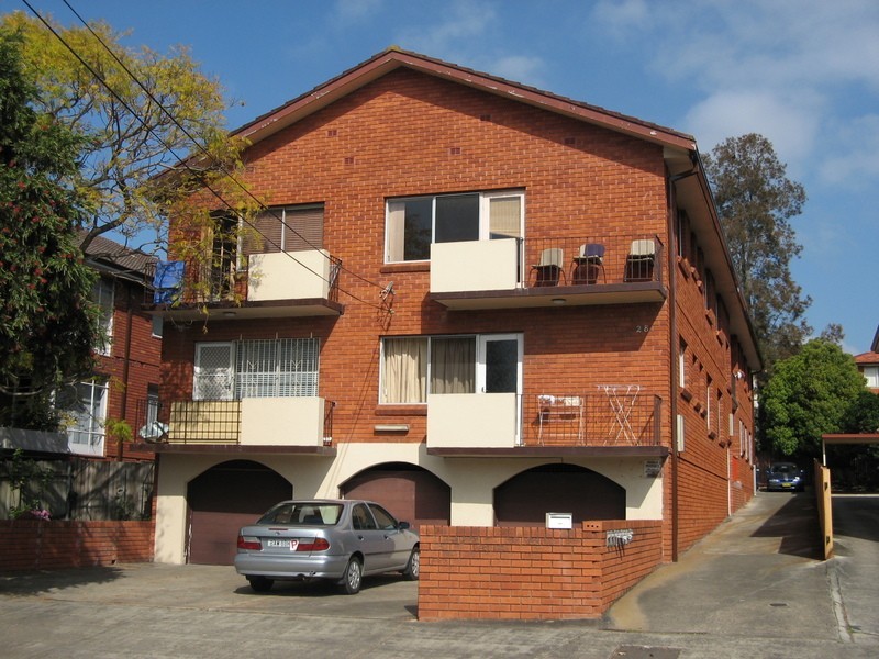 2/28 Macdonald St, Lakemba NSW 2195