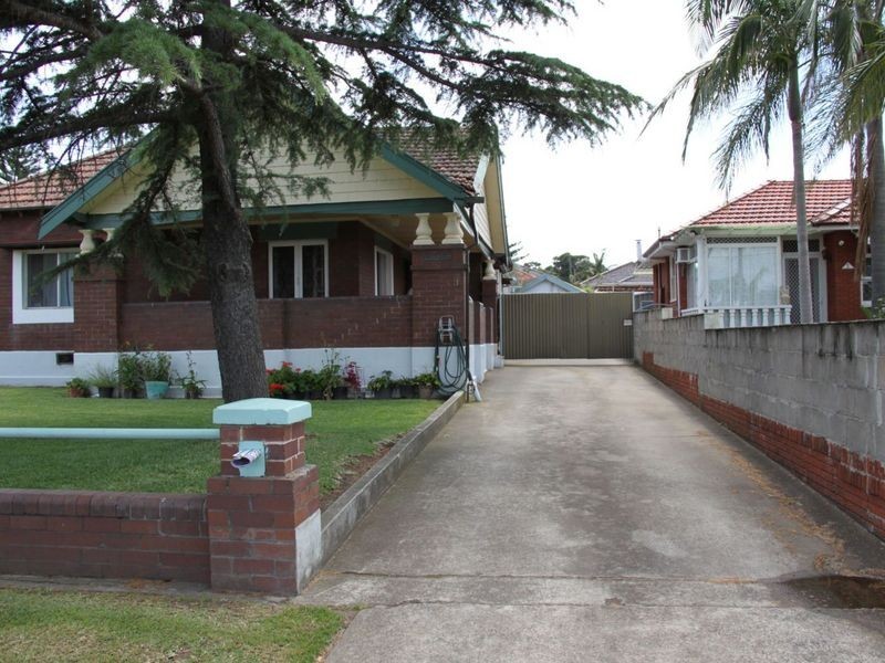 3 Yarran Street, Punchbowl NSW 2196