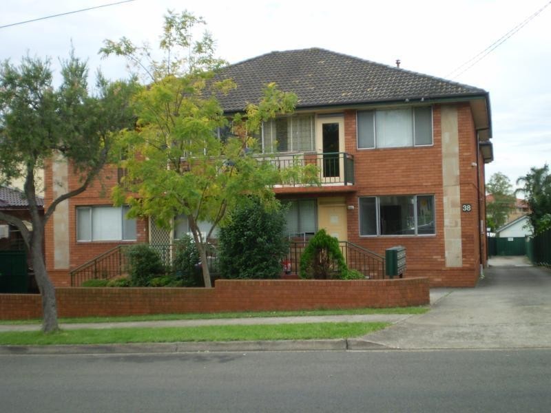 38 Moreton St, Lakemba NSW 2195