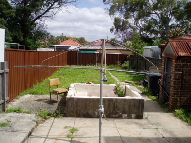 9 Wilson Ave, Belmore NSW 2192