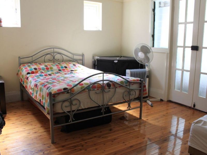 84 Ninth Ave, Campsie NSW 2194