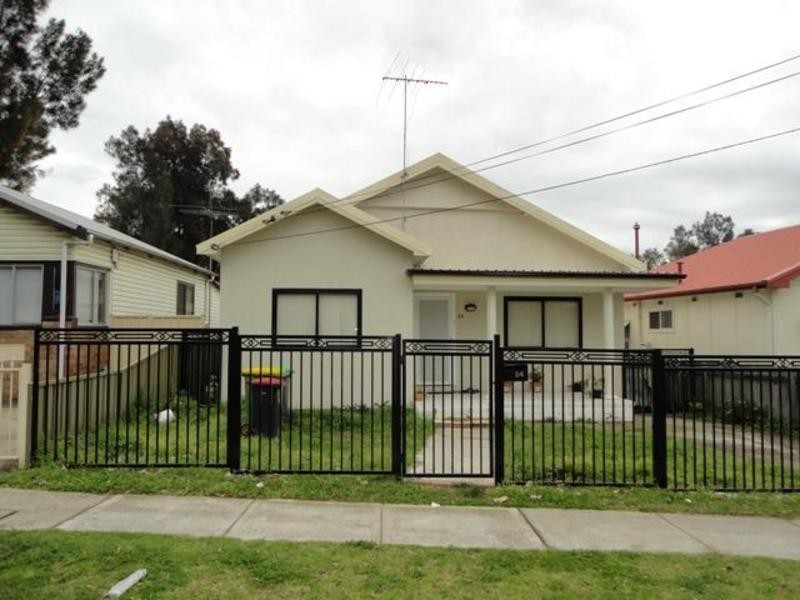 24 Dellwood St, Bankstown NSW 2200