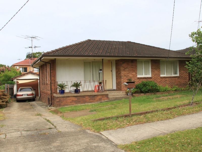 9 Tusmore St, Punchbowl NSW 2196