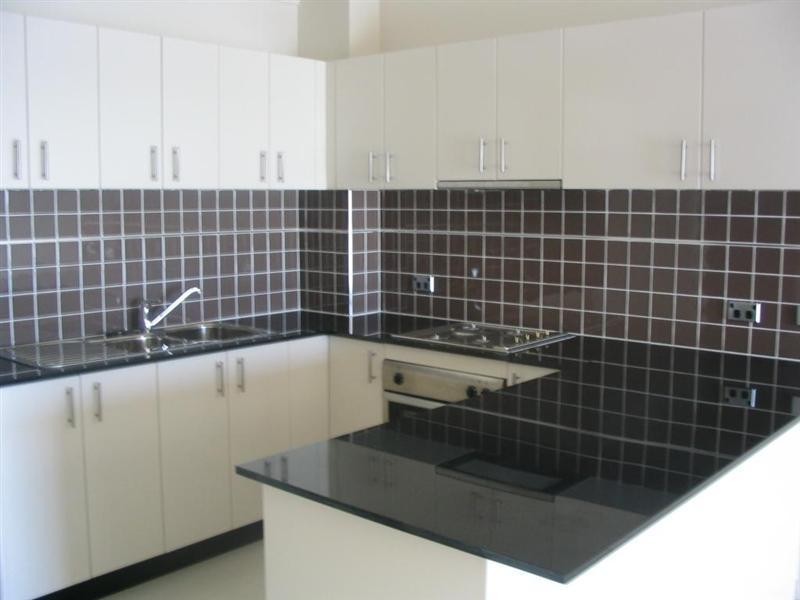 8 Eighth Ave, Campsie NSW 2194