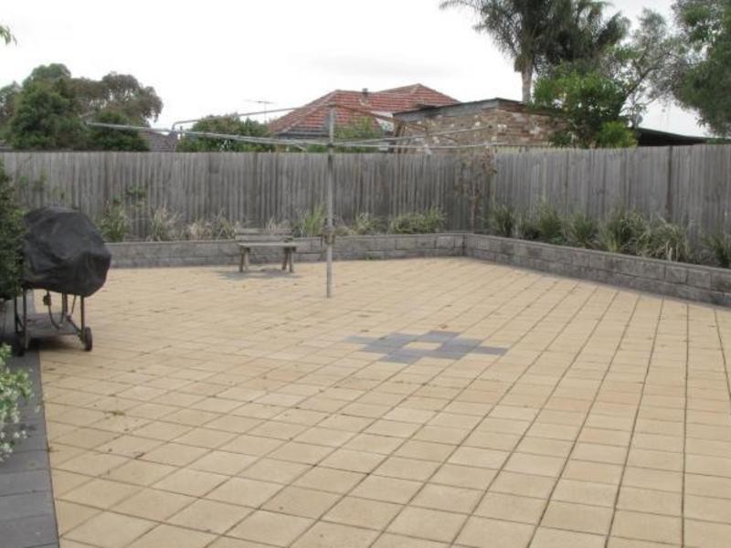 20 Yangoora Rd, Belmore NSW 2192
