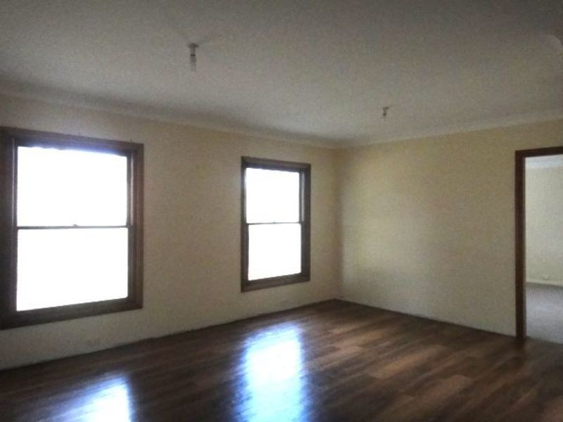 22 Yangoora Rd, Belmore NSW 2192